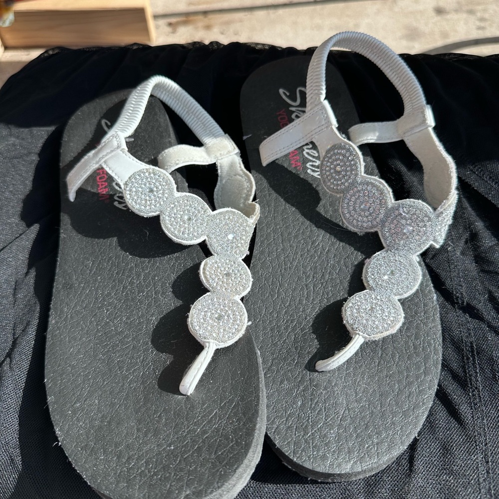 Skechers Silver and Black Flats